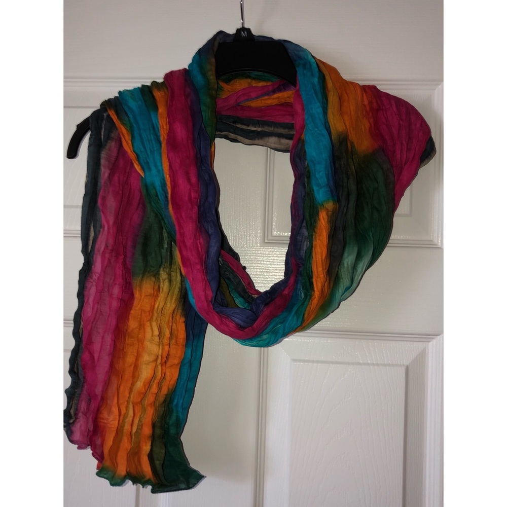 Rainbow Wrinkle Scarf